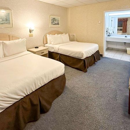 Canadas Best Value Inn&Suites - Woodstock Exterior foto